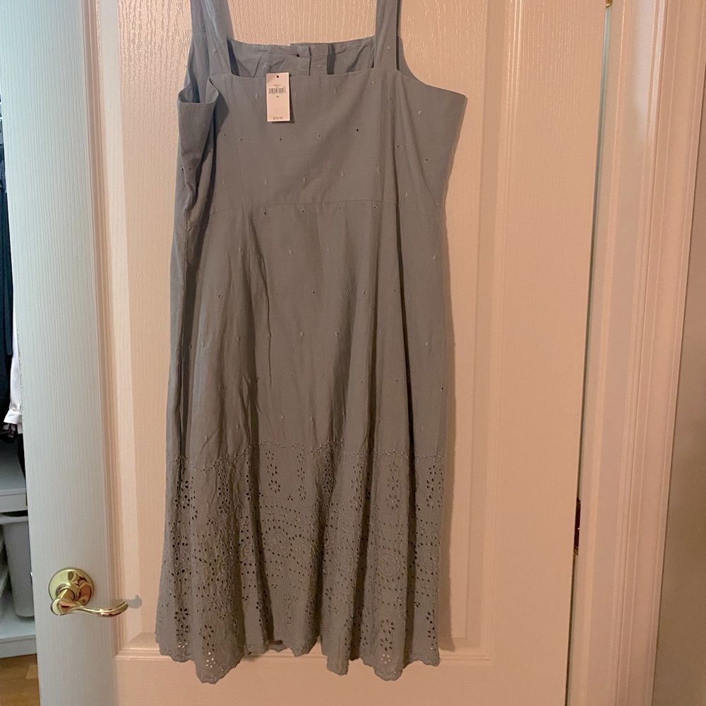 Womens Spring/Fall dress - Picture 2 of 3